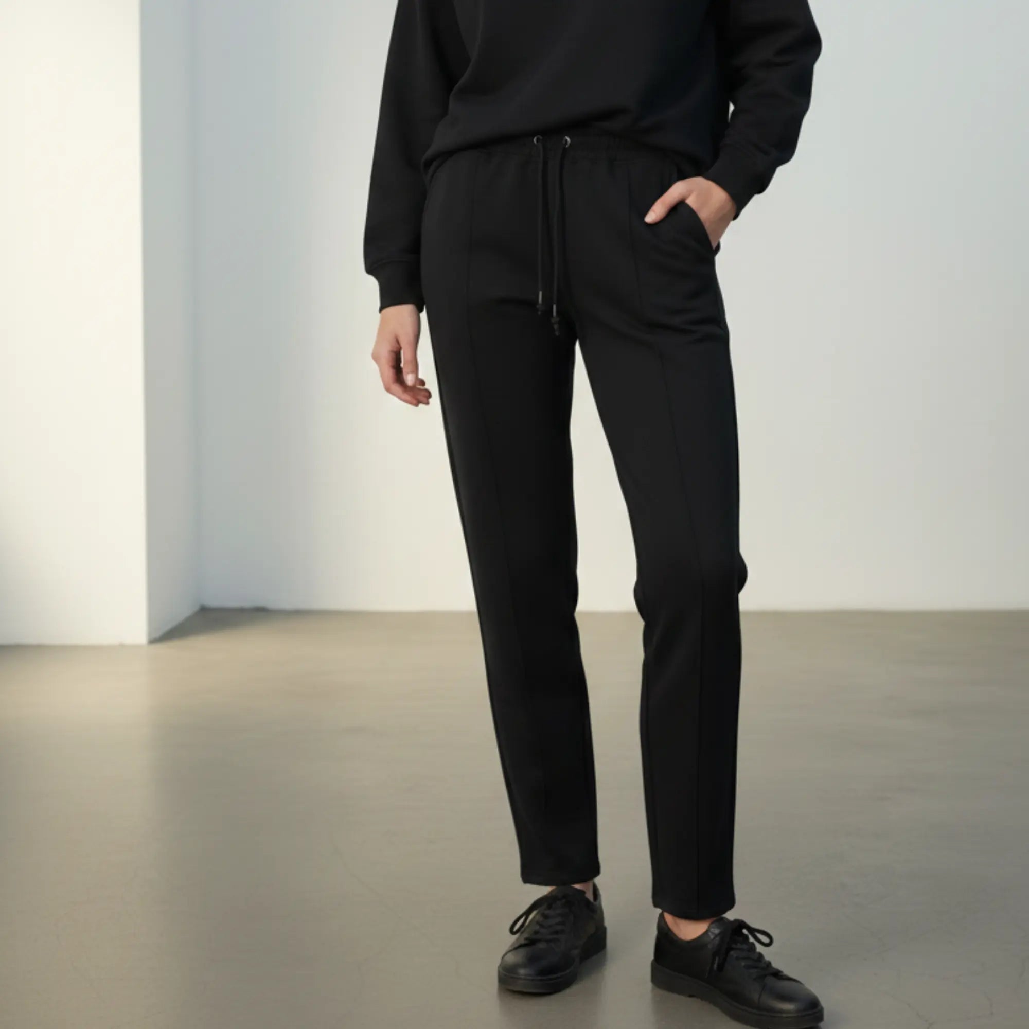 Black Cotton Fleece Winter Trousers – Relaxed Fit (300 GSM)